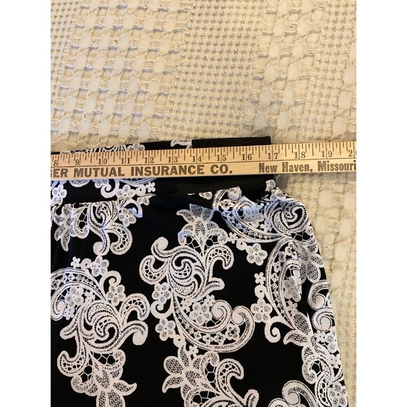 INC Palazzo Wide Legged Cropped Ankle Pants Size XL Black White Paisley Stretchy - Picture 9 of 11